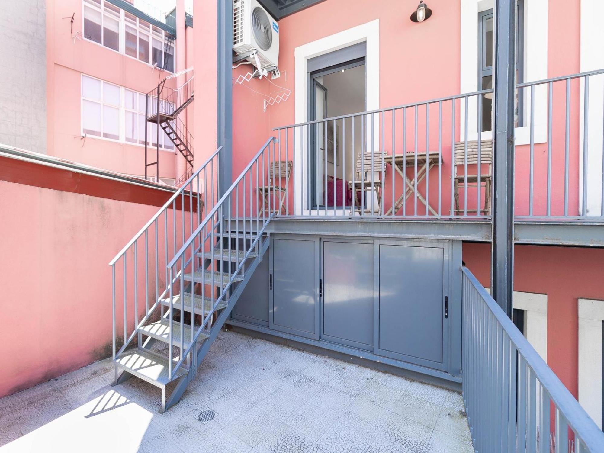 Akicity Alameda Rust Lisbon Exterior photo
